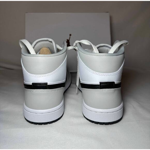 Size 8 - Wmns Air Jordan 1 Mid Grey Fog Women's Shoes - Picture 5 of 12